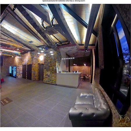 Nekotel Concept Art Hotel Saint-Gilles Exteriér fotografie